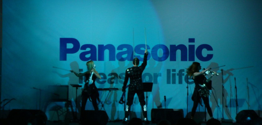 Скрипичное Шоу Галактика на презентации Panasonic
